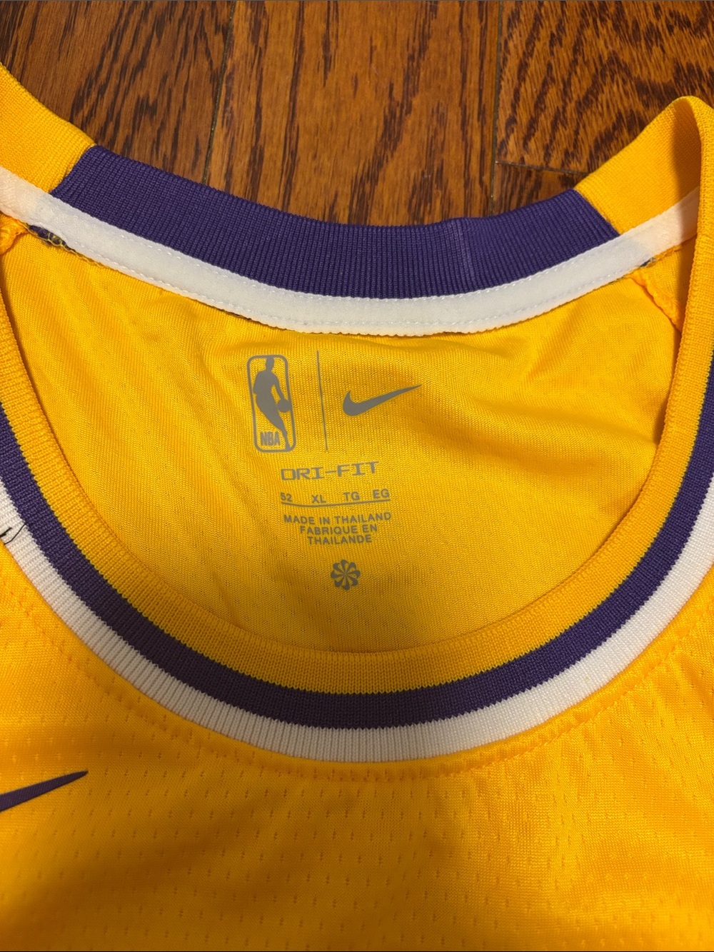 NBA Lakers Luka Dončić #77 Nike Jersey Size: XL NWT - Picture 6 of 7